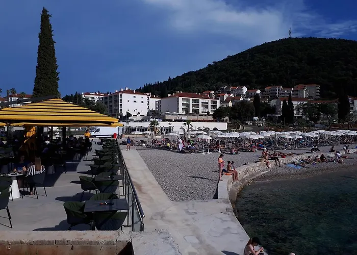 Best4You Apartment - Sea View - 70 M2 - 2 Bedrooms